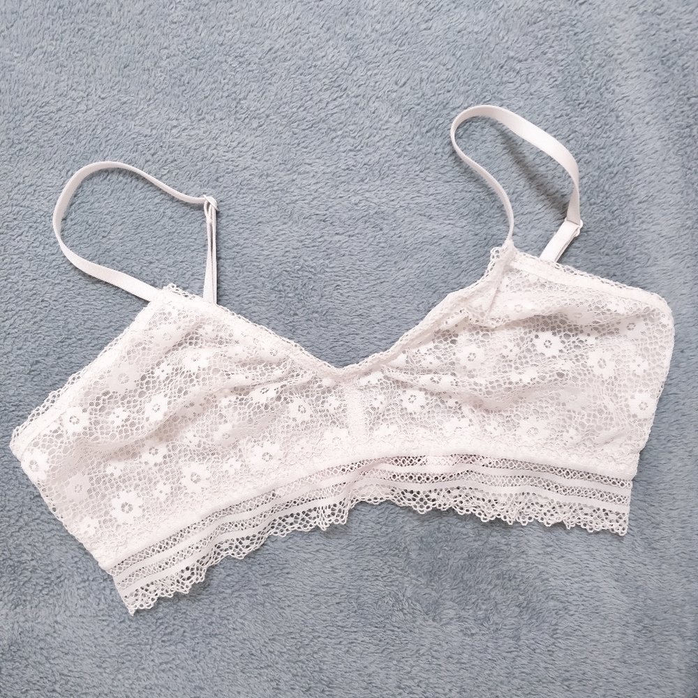 Victoria's Secret White Lace Bralette